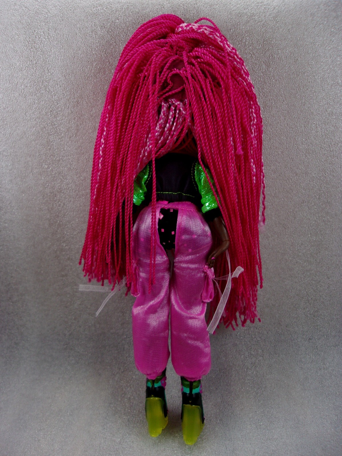 LOL Surprise OMG VIRTUELLE Dance Dance Dance Fashion Doll W/Accessories..