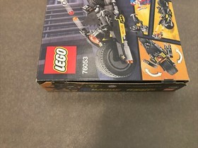 LEGO DC Comics Super Heroes: Gotham City Cycle Chase (76053) Damaged, Unopened