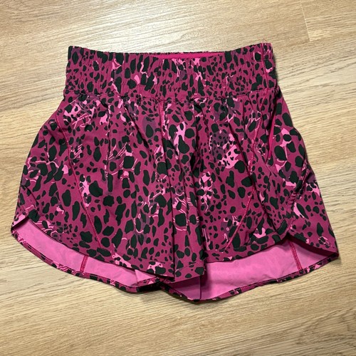 Lululemon Track That Mid-Rise Short 5" Ghepardo Mimetico Magenta Viola Multi Taglia 4 - Foto 4 di 11