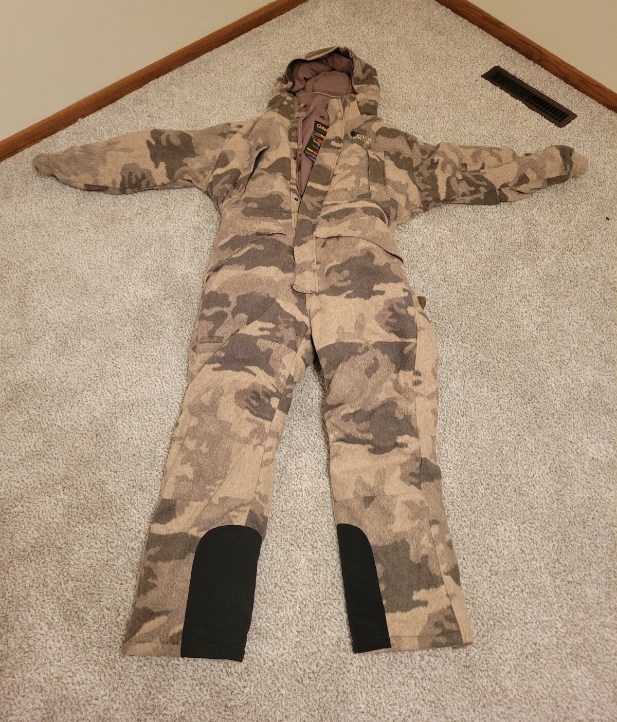 Cabela’s Stand Hunter 3M Thinsulate Camo Coveralls Mens Large L BRAND