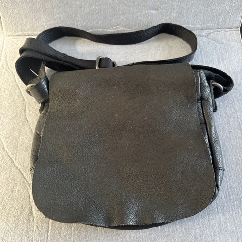 Rugged Hide Leather Crossbody Handbag
