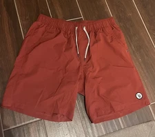 Vuori Kore Shorts Adult Medium Orange Lined Athletic Performance Gym Mens M