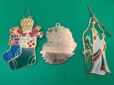 Vintage Christmas 3 Metal Golden Ornaments Enamel Finish ST7