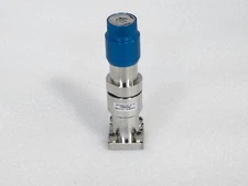 TK FUJIKIN  DH11MRG4-2W-1A1-PX   FREE SHIP BY FEDEX PRIORITY