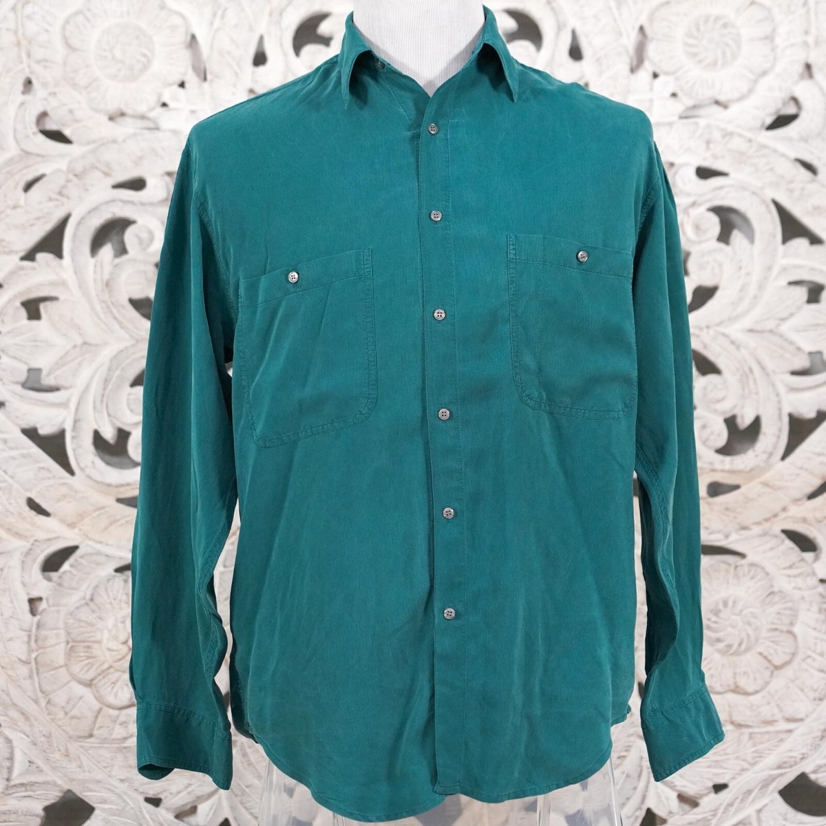 Vintage Perry Ellis Green Silk Shirt - Men's S, Double Pockets, Flowy Luxury | eBay Vintage Perry Ellis Green Silk Shirt - Men's S, Double Pockets, Flowy Luxury | eBay
