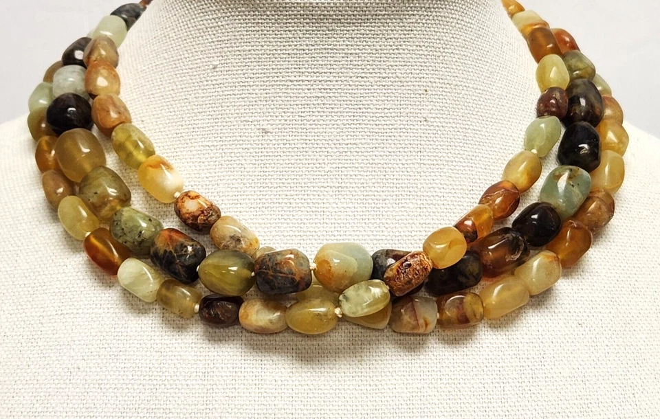 Collar Kenneth Lane 3 Hilos Anudado a Mano Pulido Ágata Cuentas Tonos Tierra