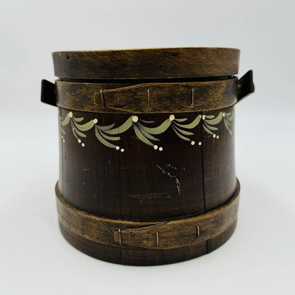 Vintage Primitive Wood Wooden Shaker Firkin Sugar Bucket Hand Painted Apples - Image 4 of 4