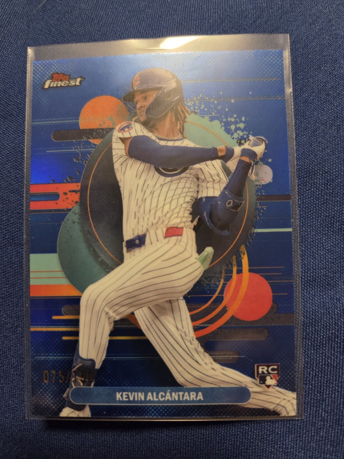 2025 Topps Finest - Uncommon Kevin Alcantara #167 Blue Refractor /150 (RC)