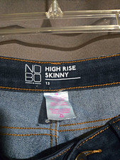 No Boundaries Women s Juniors High Rise Skinny Jeans Blue Medium Wash Denim