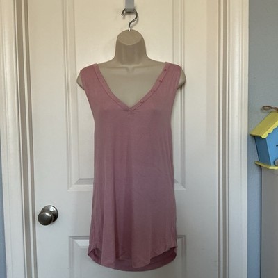 NWT Double Zero Sleeveless Four Button V-Neck Top Tank Tunic Size L Stretch