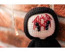 Handmade Figur Vessel Sleep Token Gehäkelte ...