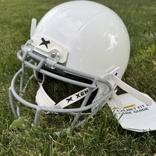 Xenith X2E+ Standard Fit Youth Medium Football Helmet White Grey Face Mask 2023