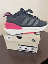 Size 6 - adidas Avryn Black Pink IG0604