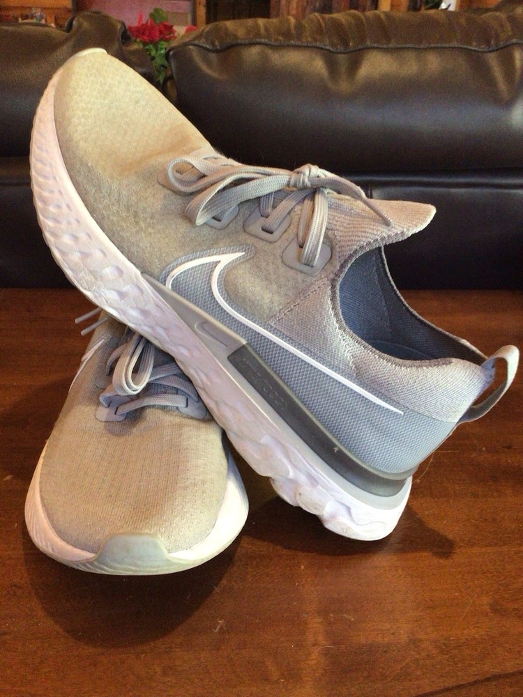 Nike React Infinity Run Flyknit Mens Gray Athletic Sneakers Size 11.5 CD4371-003