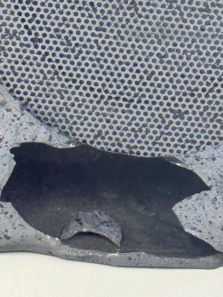 iLive Outdoor Rock Speaker Pair - Wireless Waterproof Bluetooth Speakers (Read) - Image 4 of 4