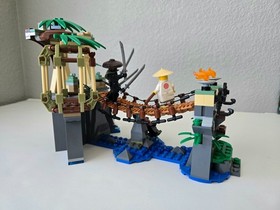 The LEGO Ninjago Movie: Master Falls (70608) 100% Complete w/instructions.