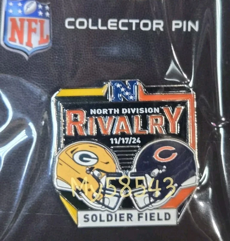 PIN DEL DÍA DEL JUEGO Green Bay Packers Chicago Bears 17/11/24 Soldier Field exclusivo Foto 3 de 3