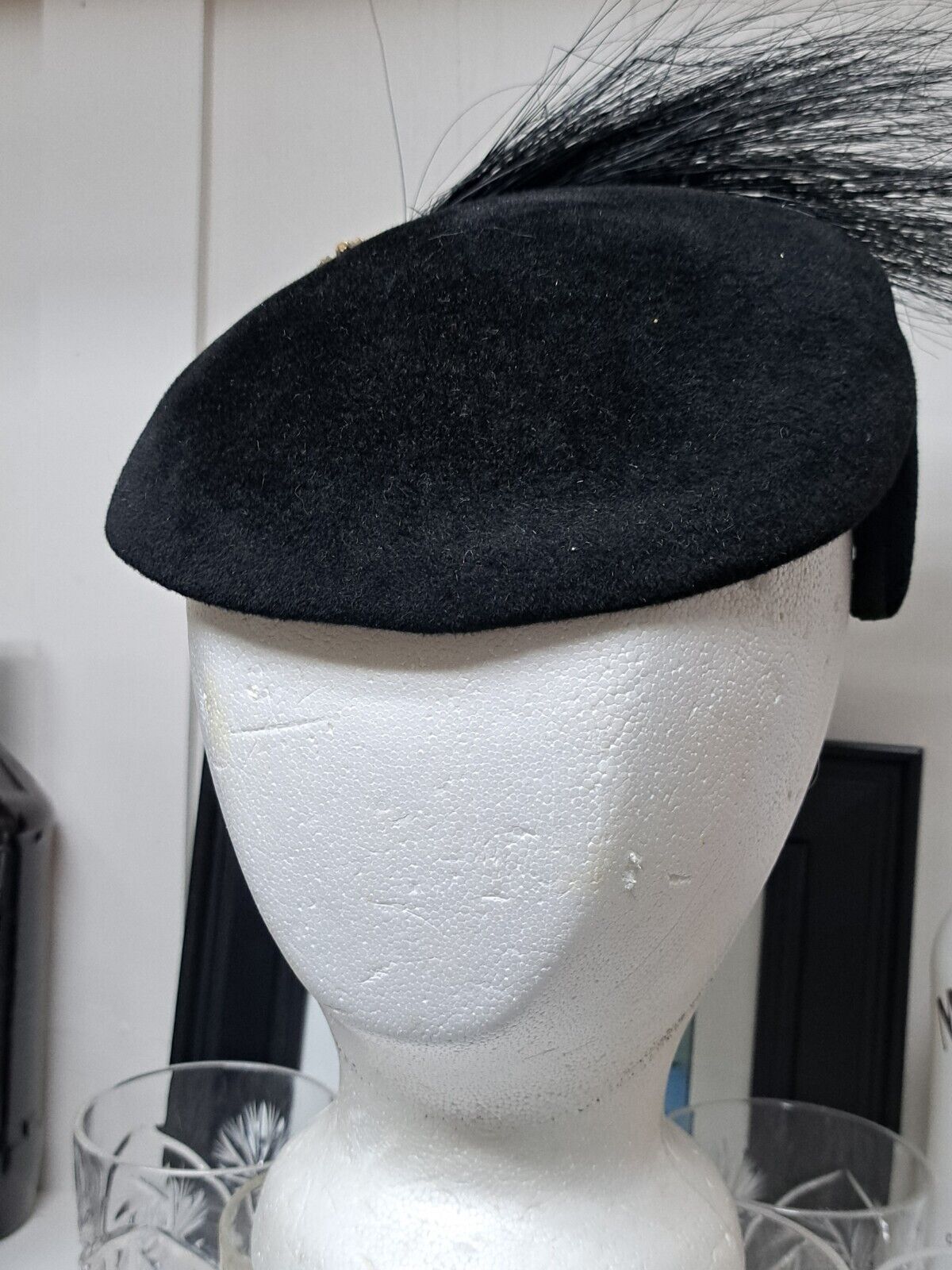 vintage black velvet ladies hat - image 4