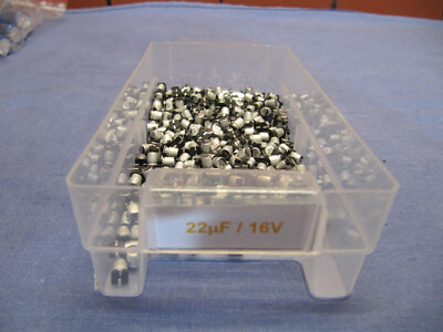 490 x SMD Capacitor 22uF / 16v*