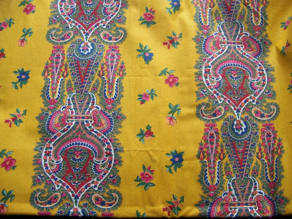 ANCIEN COUPON DE TISSU BANDES FLEURIES FOND JAUNE VIF - TIS 1 - Photo 4/4