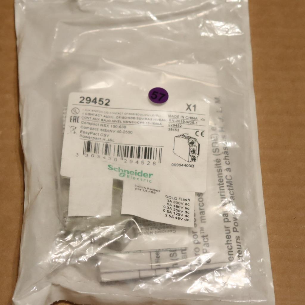 One SCHNEIDER ELECTRIC 29452 Auxiliary Contact 1OC or 1SD or 1SDE or 1SDV