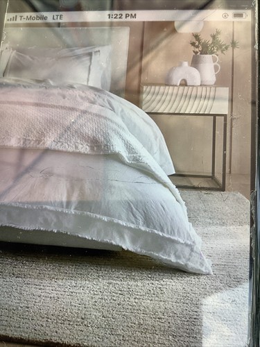 crate and barrel Full Queen Organic Cotton Eyelash Fringe Cottage Core Duvet - Picture 5 of 9