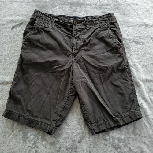 American Eagle Outfitters Mens Gray Longer Length Shorts Size 32 Summer