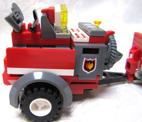 VINTAGE LEGO  CITY 7942  OFF-ROAD FIRE RESCUE 2007 RETIRED USED