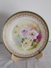 LIMOGES,PORCELAINE,MAUREL CHAPEAU ET  CHARLES,GRANDE ASSIETTE,DÉCOR FLORAL ET OR