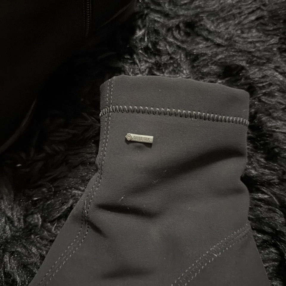 Bota Ara Feminina Black Page Luftpolster Tamanho 6.5 Impermeável Gortex - Imagem 2 de 4