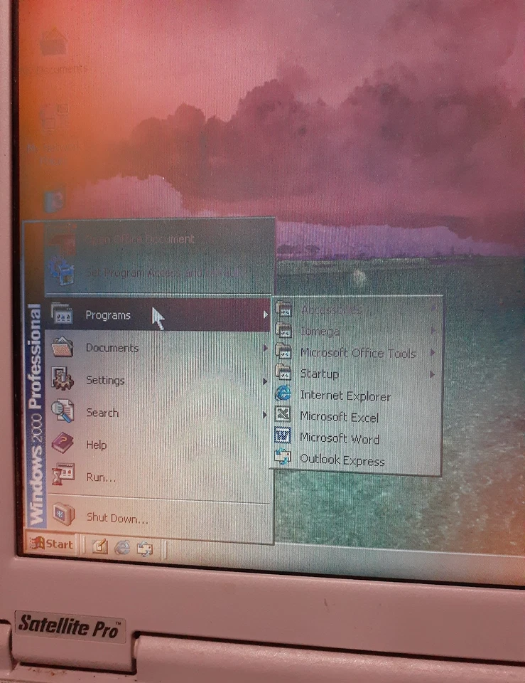 Computadora portátil Toshiba Satellite Pro 440CDX 32mb con CD Ethernet Dongle Win 2000 Foto 4 de 4