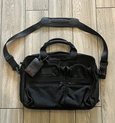 Tumi 204D3 Expandable Organizer Laptop Messenger Bag Black Nylon w/ Tag & Sling