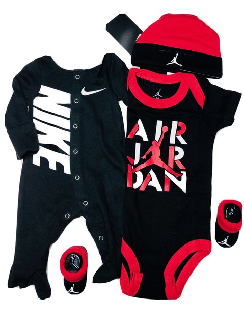 nike baby girl gift set
