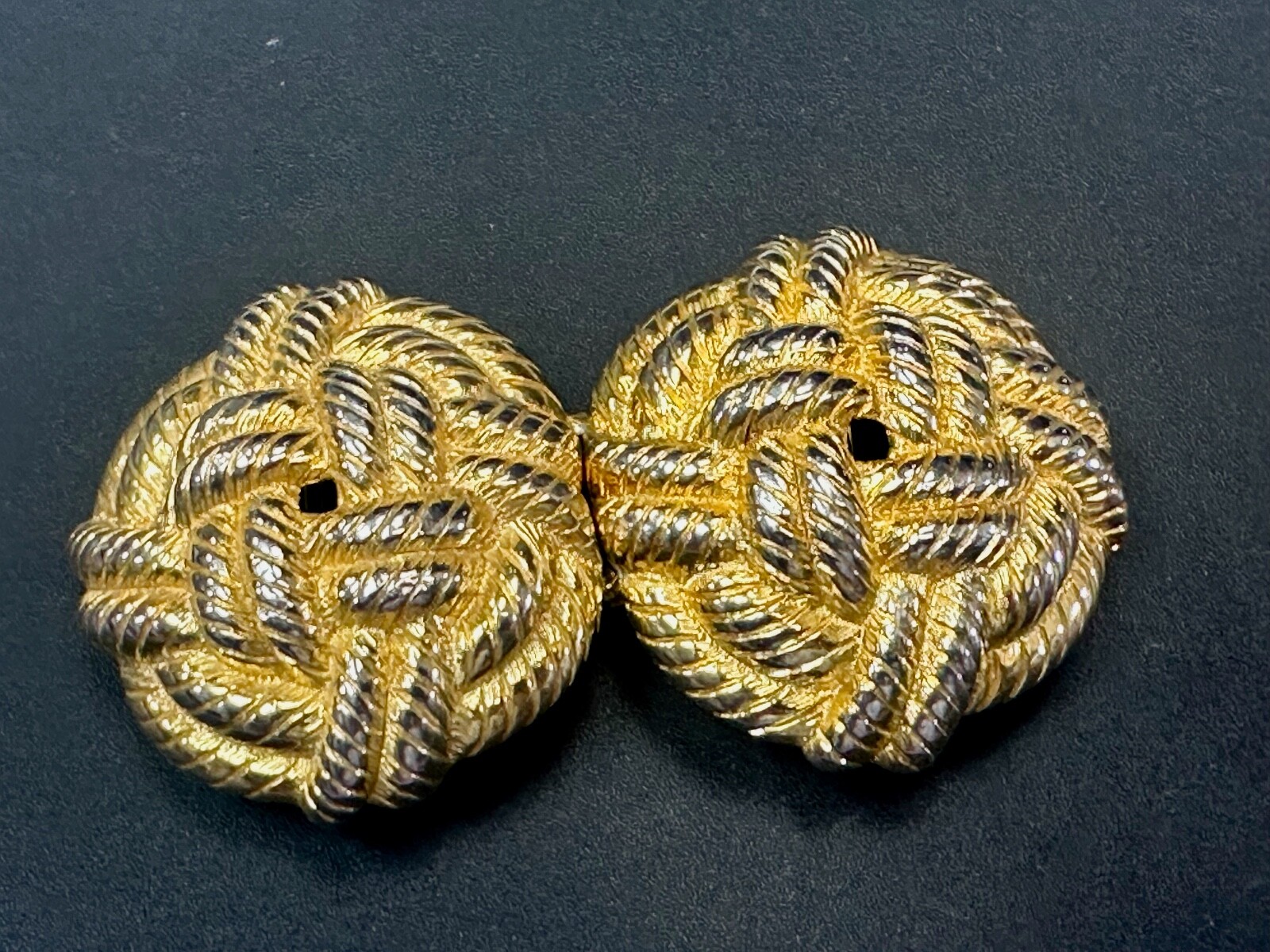 Square Knot Pattern Two Piece Interconnecting Vin… - image 10