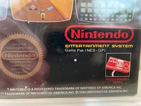 Mach Rider NES / WATA 7.0 CIB / 5 Screw Hangtab Round SOQ No REV A (Nintendo)