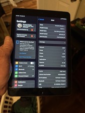 Apple iPad 5th Gen 9.7  32GB Wi-Fi  Cellular AT T Space Gray   iPadOS 16