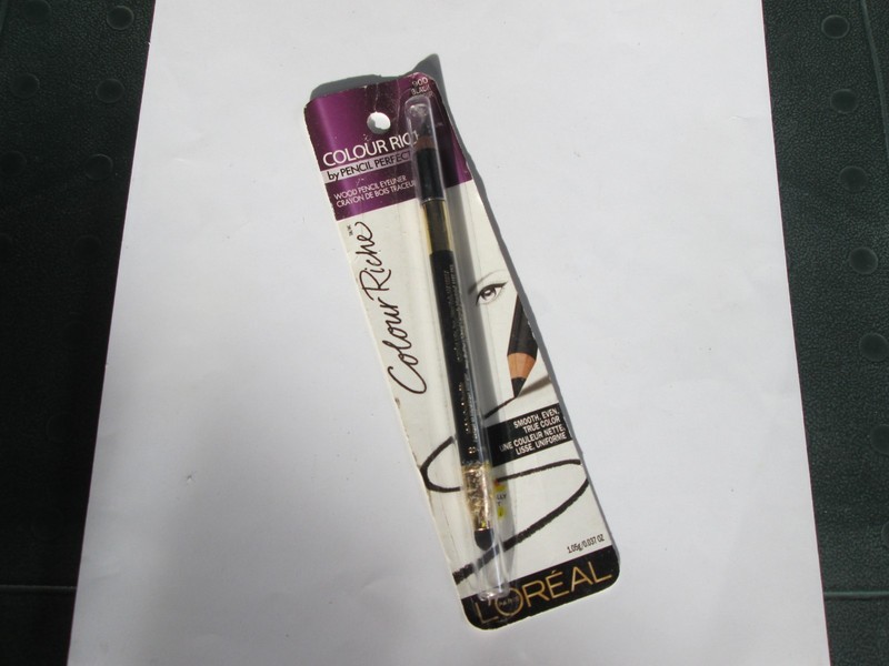 L'Oreal Colour Riche Pencil Perfect Wood Pencil Eyeliner 900 Black Sealed VHTF 