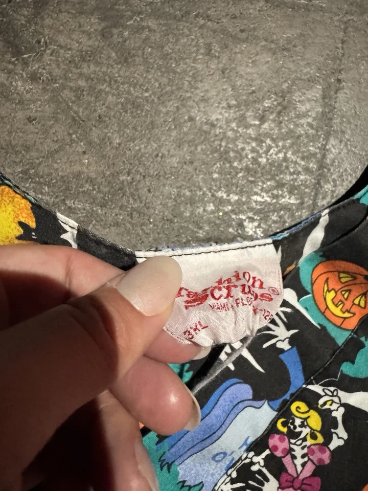 Vintage Halloween Skeleton Scrubs 3X - Image 3 of 4