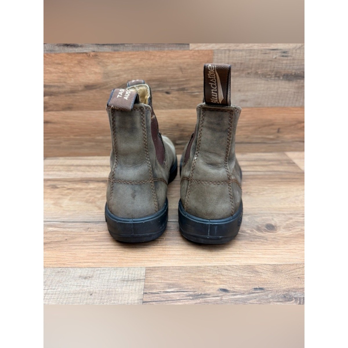Blundstone Brown Chukka Chelsea Boots 1008896-default-L.jpg main image 3