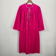 VTG Evelyn Pearson Housecoat L Pink Robe Duster Snap Button Tie Neck 3/4 Sleeve