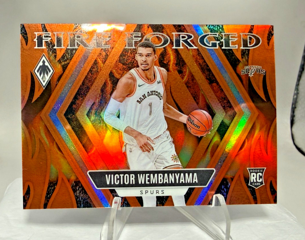2023-24 Panini Phoenix Fire Forged Victor Wembanyama RC /49 Orange (RC) SSP