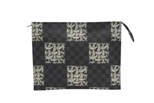 LOUIS VUITTON Pochette Voyage Christopher NemethBorsa pochette grigia rivestita tela...