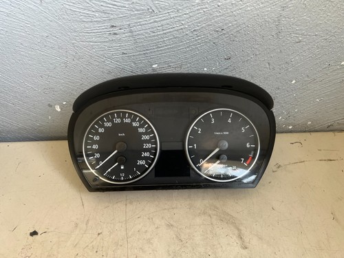 BMW E90 320I 110KW 2006 Tacho kombiinstrument 9110197