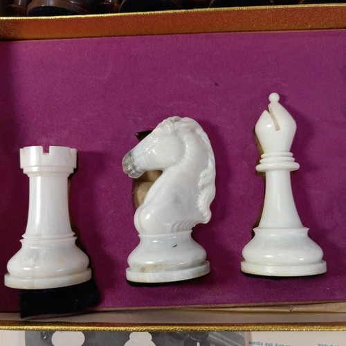 Scacchiera Vintage 1967 Edizione Torneo Cavalier n. 1498 Staunton USA completo - Foto 11 di 21