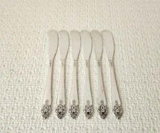 Oneida Prestige Plate DISTINCTION Silver Plate Butter Spreaders ~ Set of 6