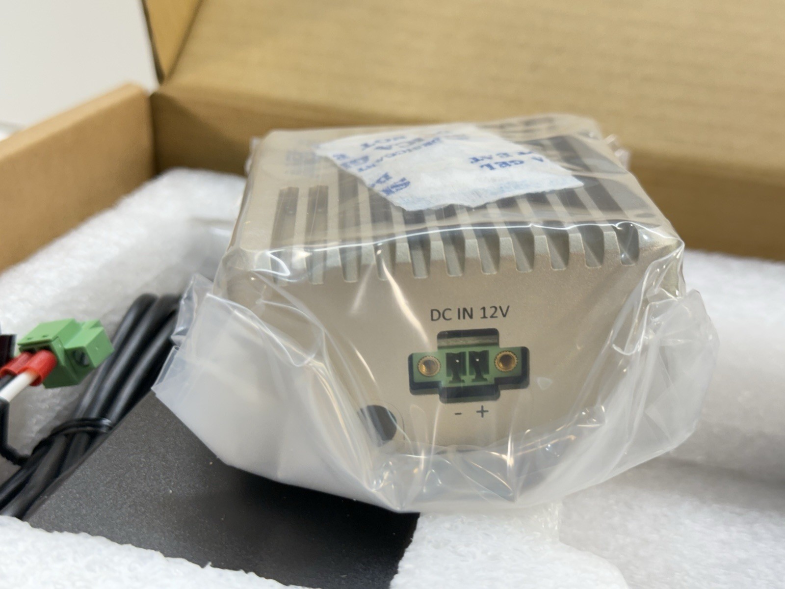 BOXER-8221AI-B1-1111 NVIDIA JETSON NANO B 16GB/4 Manufacturer Series BOXER AAEON