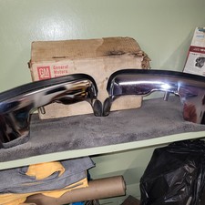 Nos 1973 Monte Carlo Front Bumper Guards Gm Package Gm994372