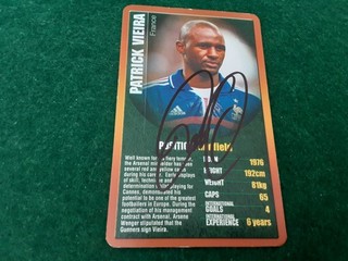 PATRICK VIEIRA FRANCE Hand Signed Top Trumps Football Trading Card