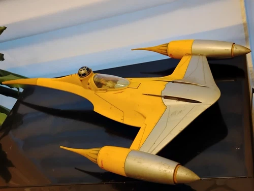 Vintage Hasbro 1998 Naboo N-1 Anakin Starfighter Lucas Films Works