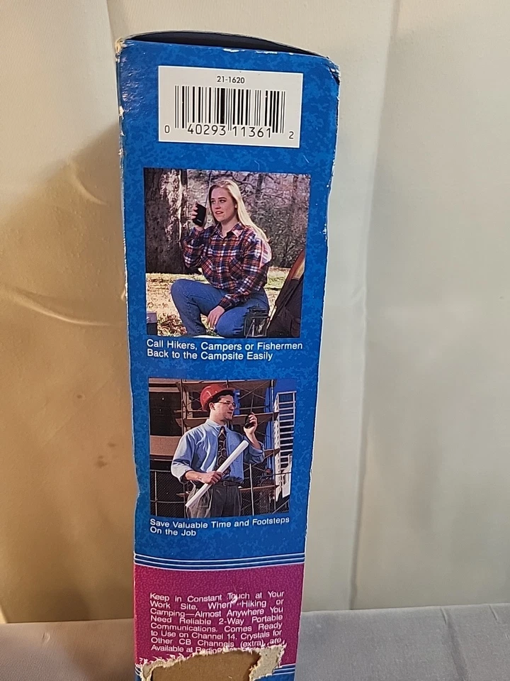 Radio Shack TRC-235 Walkie Talkie CB Citizens Band Transceiver 3 Ch. Radio NIB - Image 2 of 4